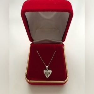 14K White Gold Necklace with Diamond….